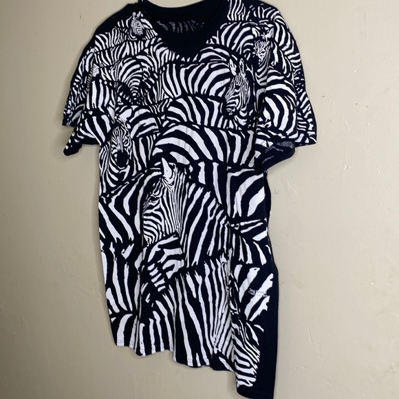 Shirt - Picture 1 of 1